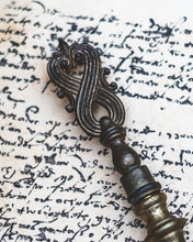 Load image into Gallery viewer, ~The Somnia Tarot - The Magician Wand -  Somnia Artifacts
