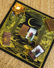 Load image into Gallery viewer, The Somnia Tarot: Spread Cloth "The Priestess" - Teal or Black

